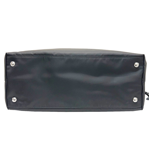 Prada Handbags - Prada Bag Business Black Vera Tote